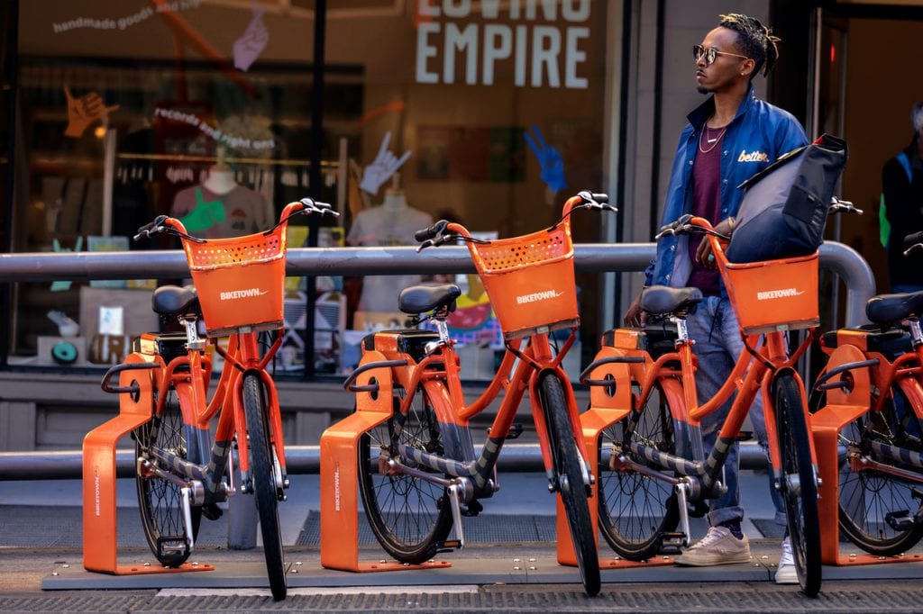 bike share program bikes