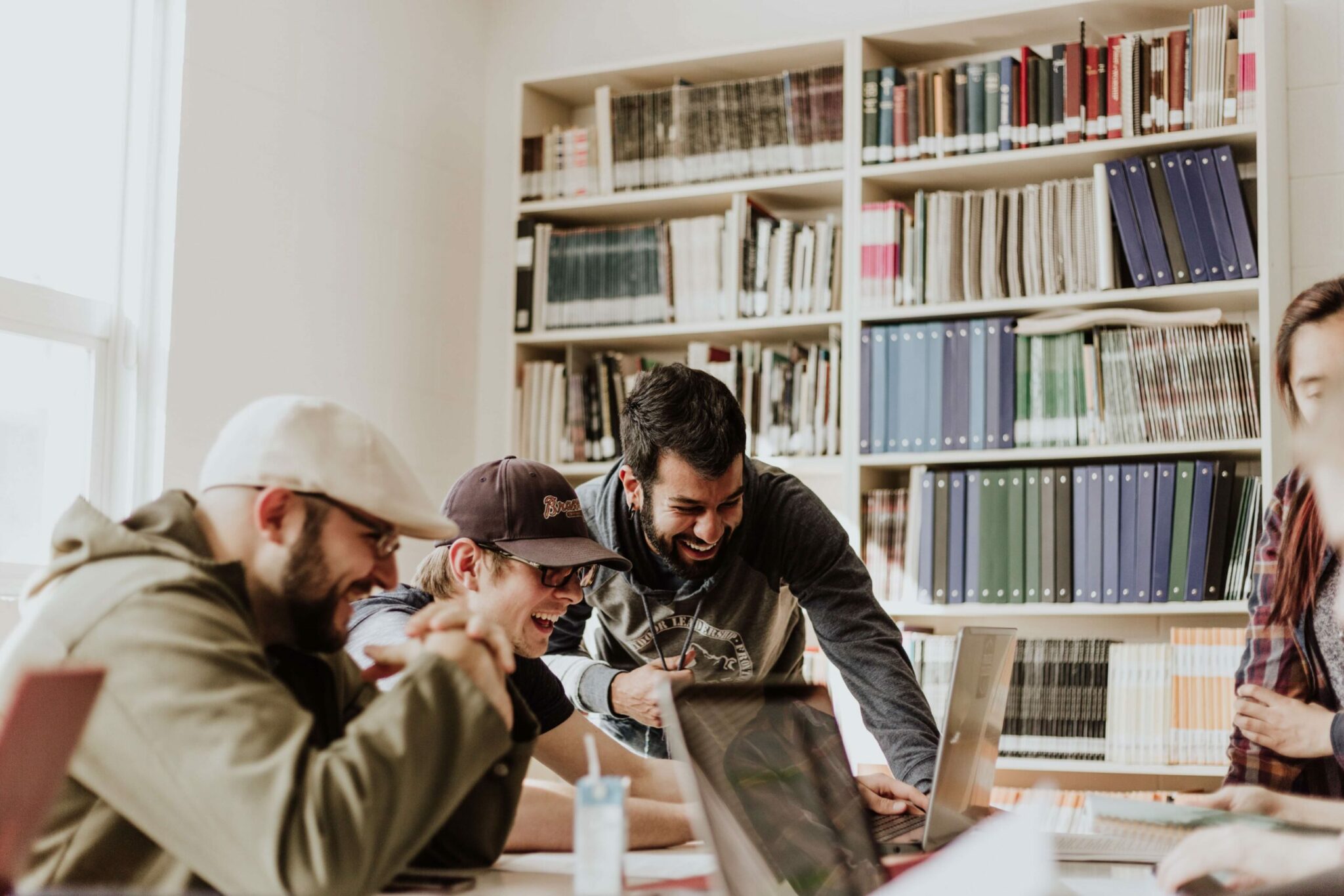 16 Strategies For Creating A Positive Employee Experience